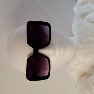 *Brand New* Womens oversize square shade sunglasses black  100% UV